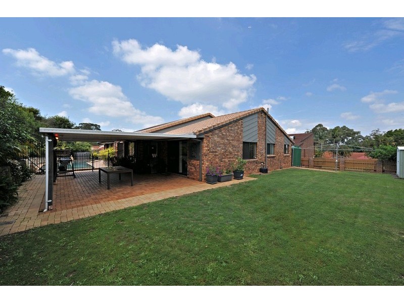 5 Salim Court, Carseldine QLD 4034