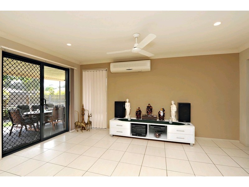 25 Macaranga Crescent, Carseldine QLD 4034