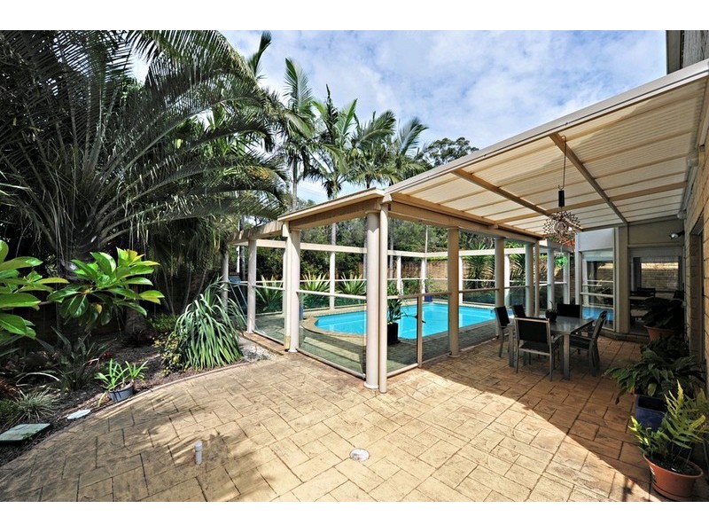 2 Jondel Close, Bridgeman Downs QLD 4035