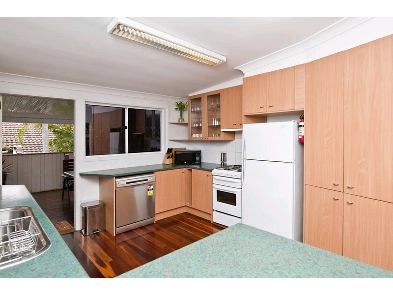 12 Eastbourne Street, Chermside West QLD 4032