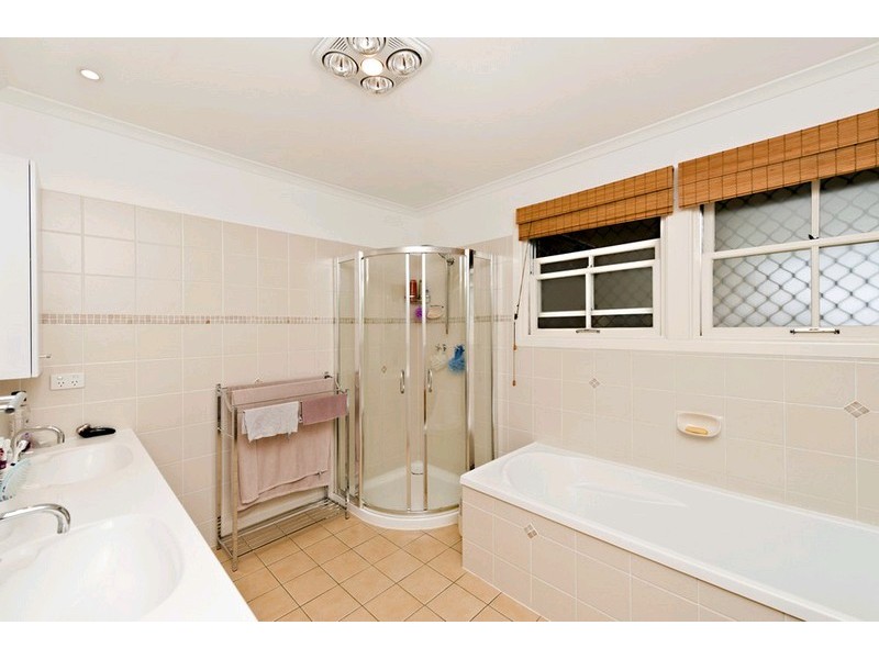 25 Devona Street, Aspley QLD 4034