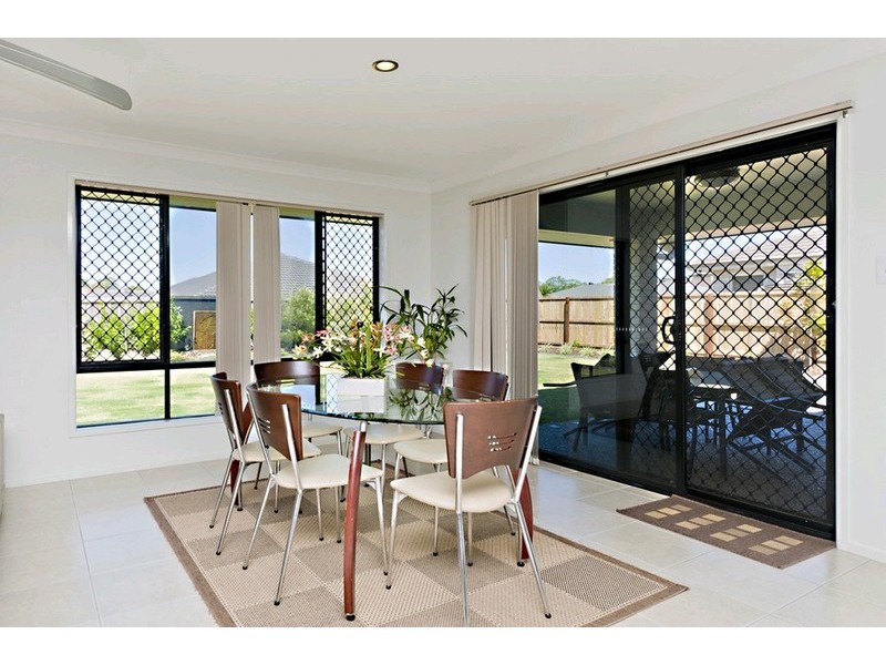 16 Hickory Street, Carseldine QLD 4034