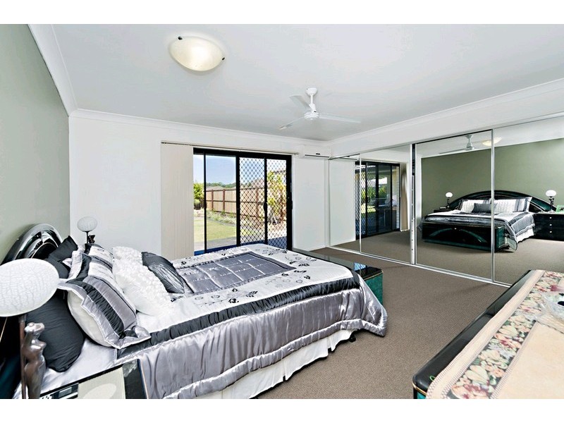 16 Hickory Street, Carseldine QLD 4034