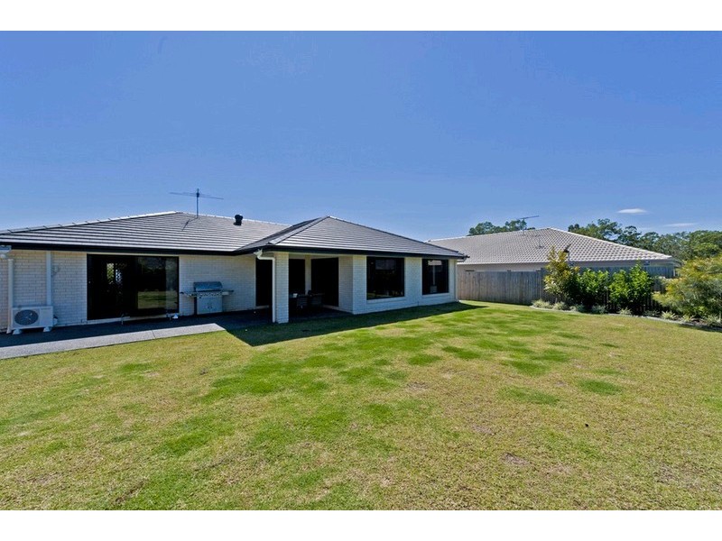 16 Hickory Street, Carseldine QLD 4034