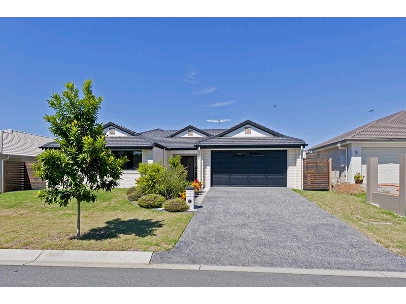 16 Hickory Street, Carseldine QLD 4034