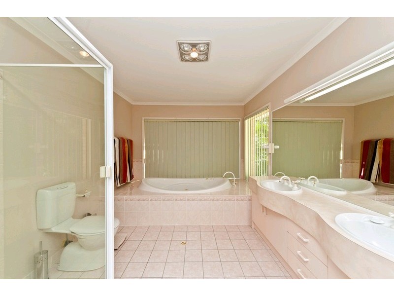 40 Casuarina Street, Bridgeman Downs QLD 4035