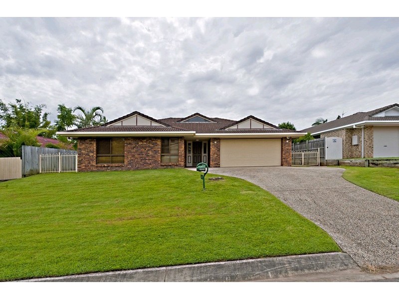 4 Lorenc Place, Bridgeman Downs QLD 4035