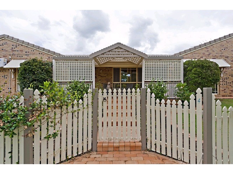 2 Arapala Court, Carseldine QLD 4034