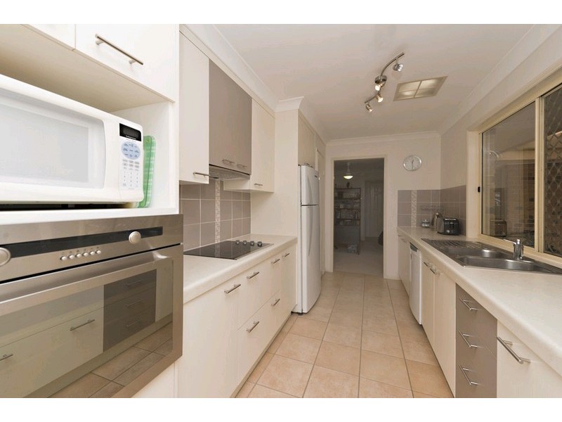 2 Arapala Court, Carseldine QLD 4034