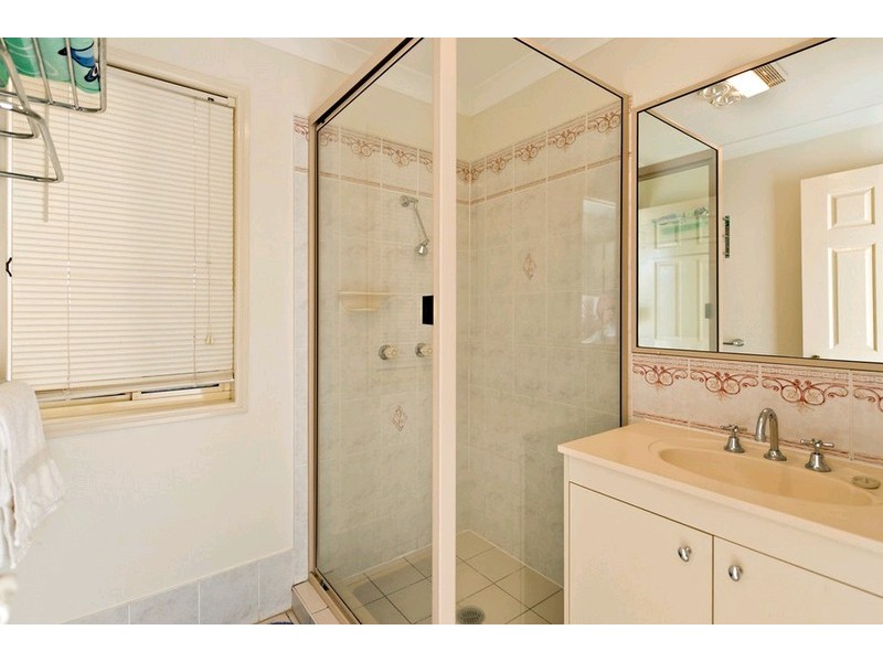 2 Arapala Court, Carseldine QLD 4034