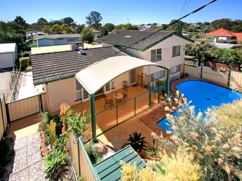 18 Strathdale Street, Aspley QLD 4034