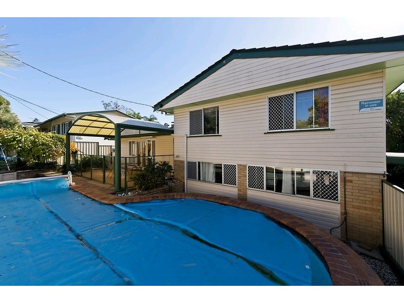 18 Strathdale Street, Aspley QLD 4034