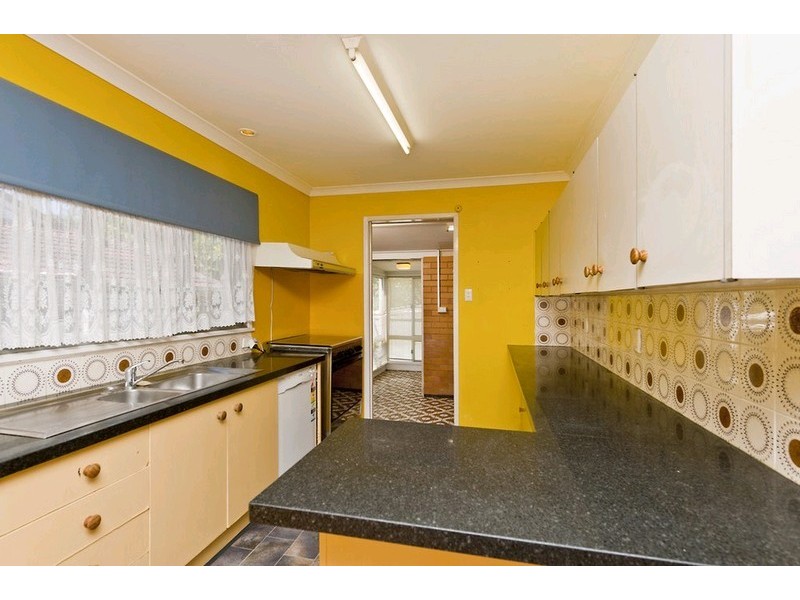 8 Montclair Street, Aspley QLD 4034