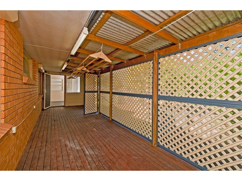 8 Montclair Street, Aspley QLD 4034