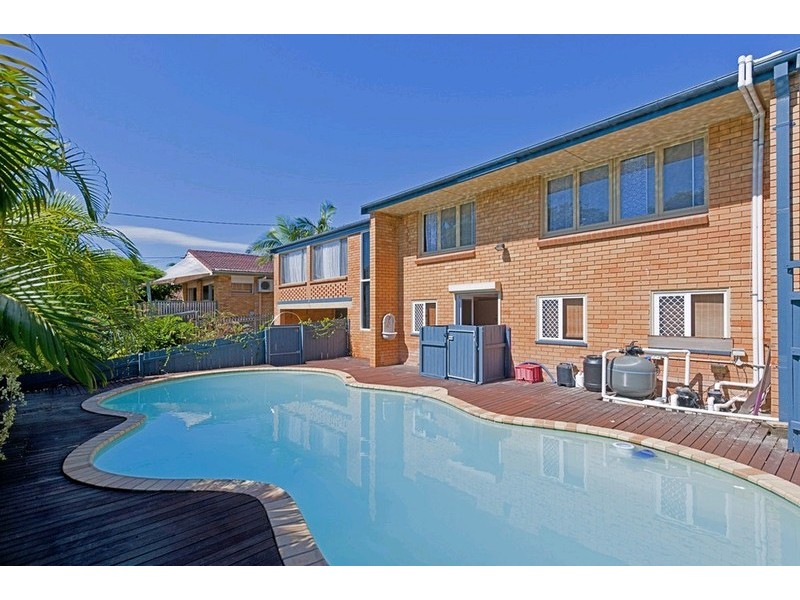 8 Montclair Street, Aspley QLD 4034