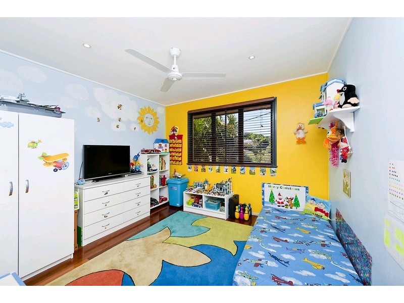 10 Marford Street, Chermside West QLD 4032