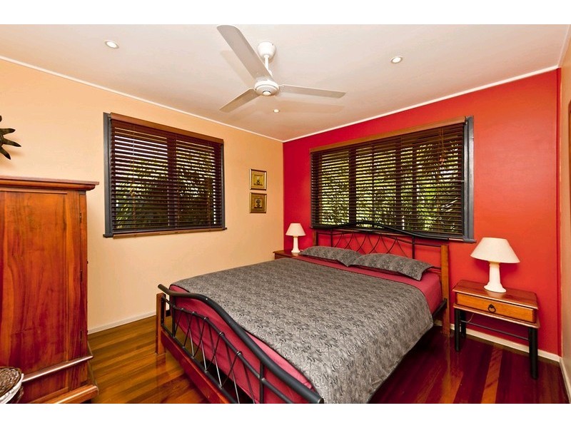 10 Marford Street, Chermside West QLD 4032