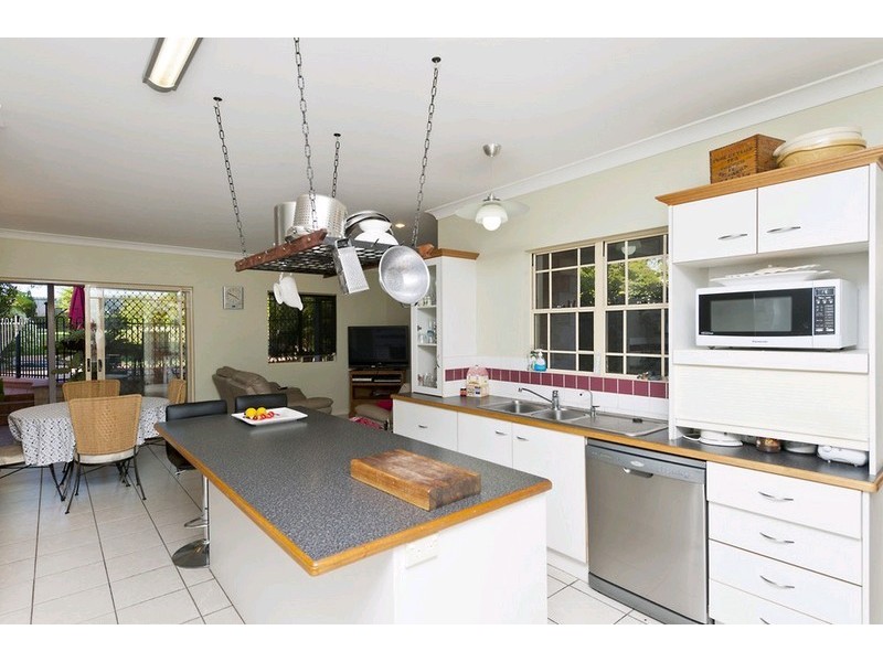 14 Myall Place, Bridgeman Downs QLD 4035