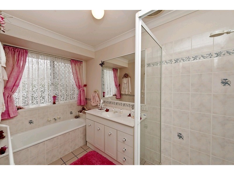 9 Ray Street, Carseldine QLD 4034