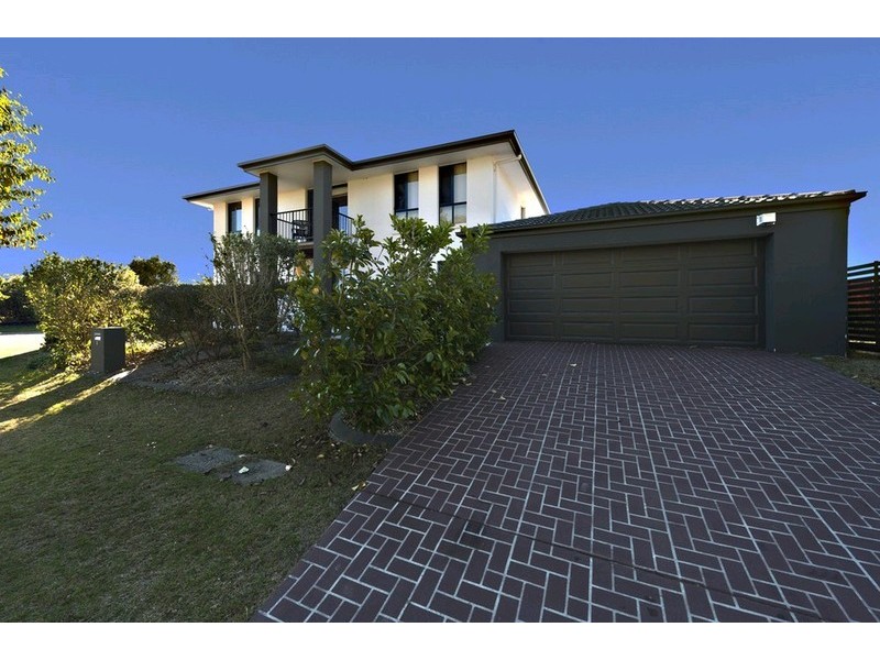 2 Nardoo Close, Carseldine QLD 4034