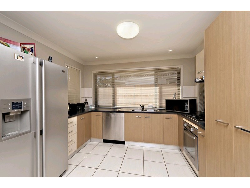 2 Nardoo Close, Carseldine QLD 4034