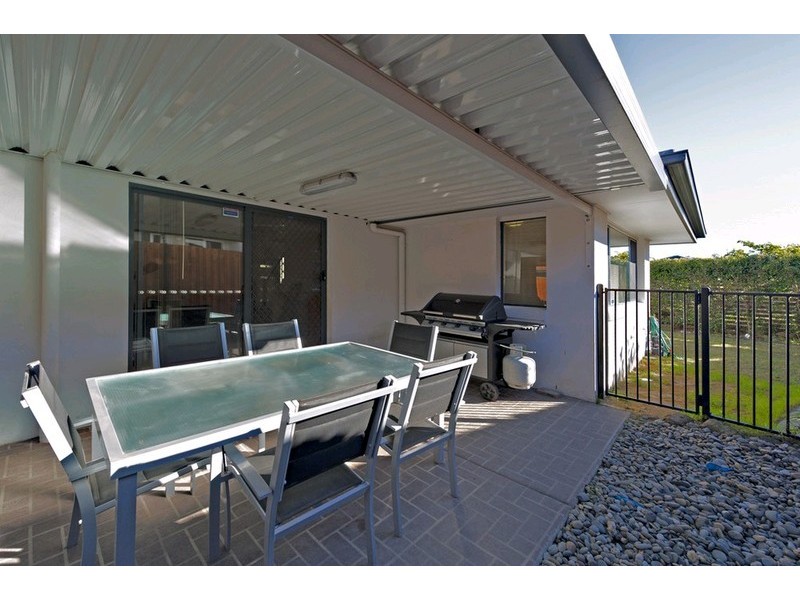 2 Nardoo Close, Carseldine QLD 4034