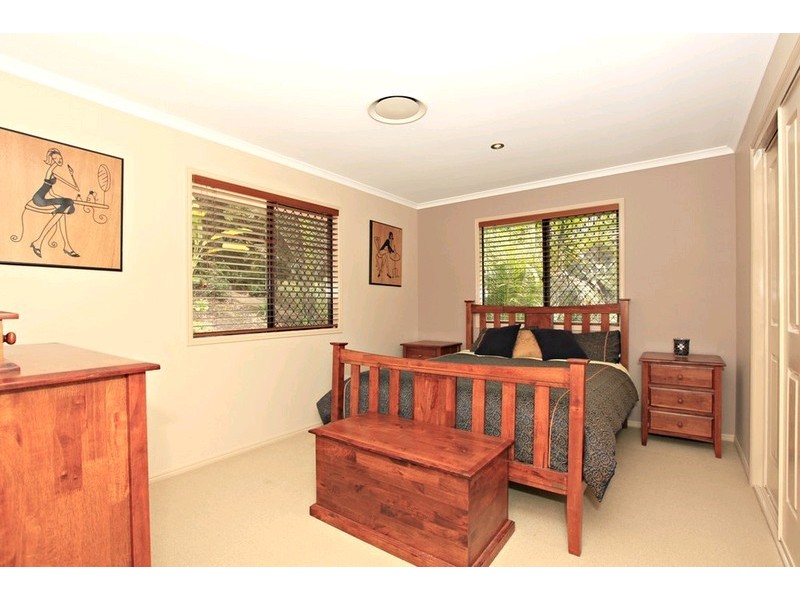 14 Kimruska Place, The Gap QLD 4061