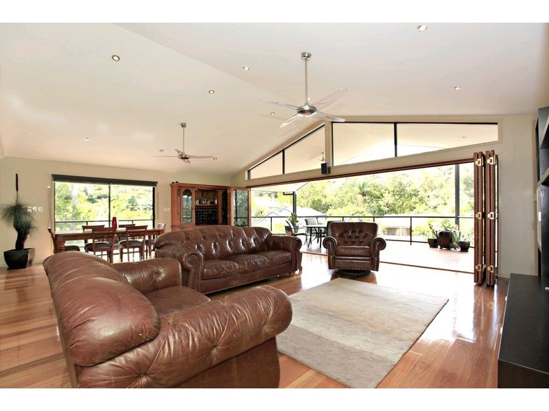 14 Kimruska Place, The Gap QLD 4061