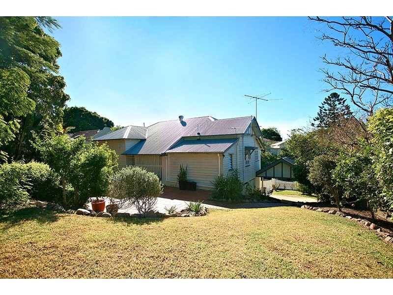 15 Theale Terrace, Ashgrove QLD 4060
