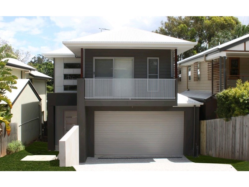 10 Fifth Avenue, Bardon QLD 4065