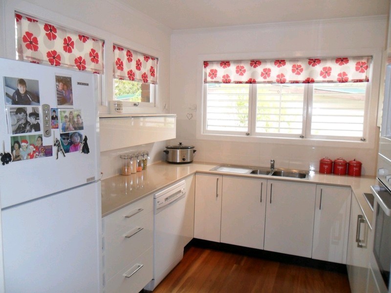 4 Barrabooka Drive, The Gap QLD 4061