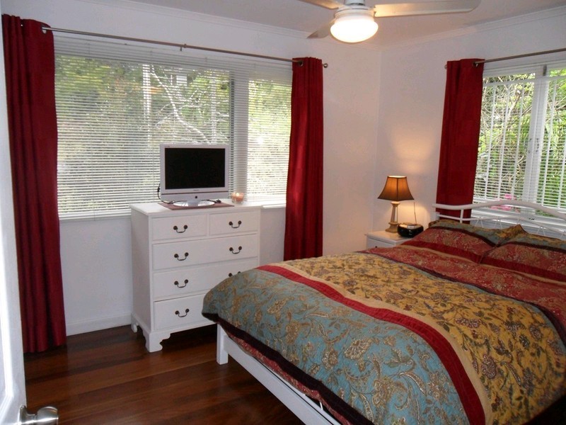 4 Barrabooka Drive, The Gap QLD 4061