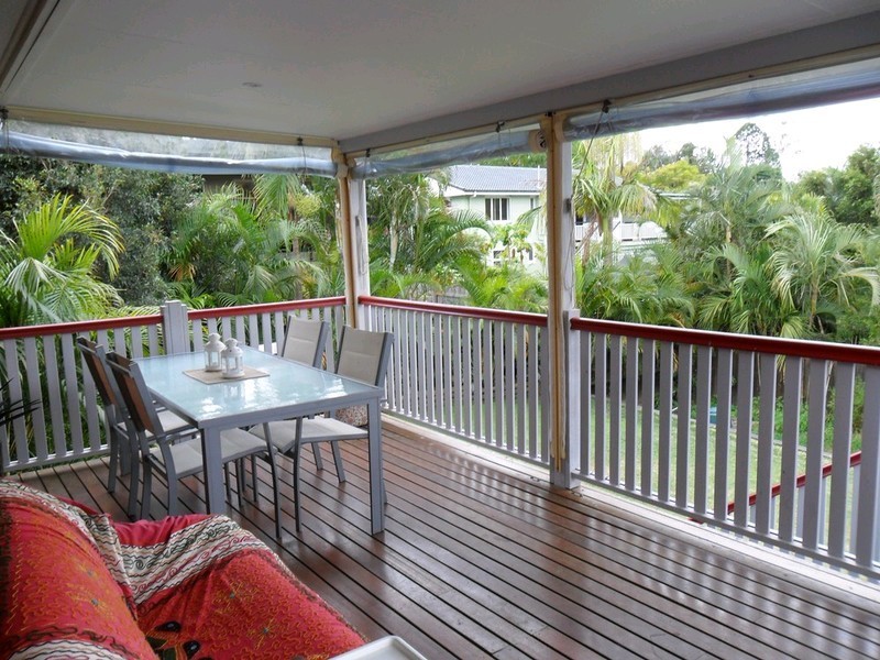 4 Barrabooka Drive, The Gap QLD 4061