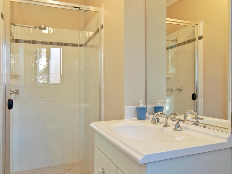 36 Skye Place, Upper Kedron QLD 4055