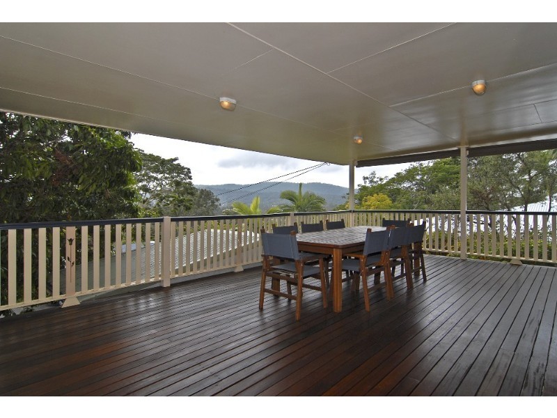 20 Wurinya Street, The Gap QLD 4061