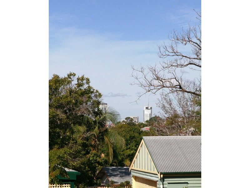 15 Frobisher Street, Ashgrove QLD 4060