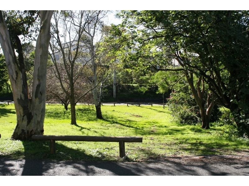 15 Frobisher Street, Ashgrove QLD 4060