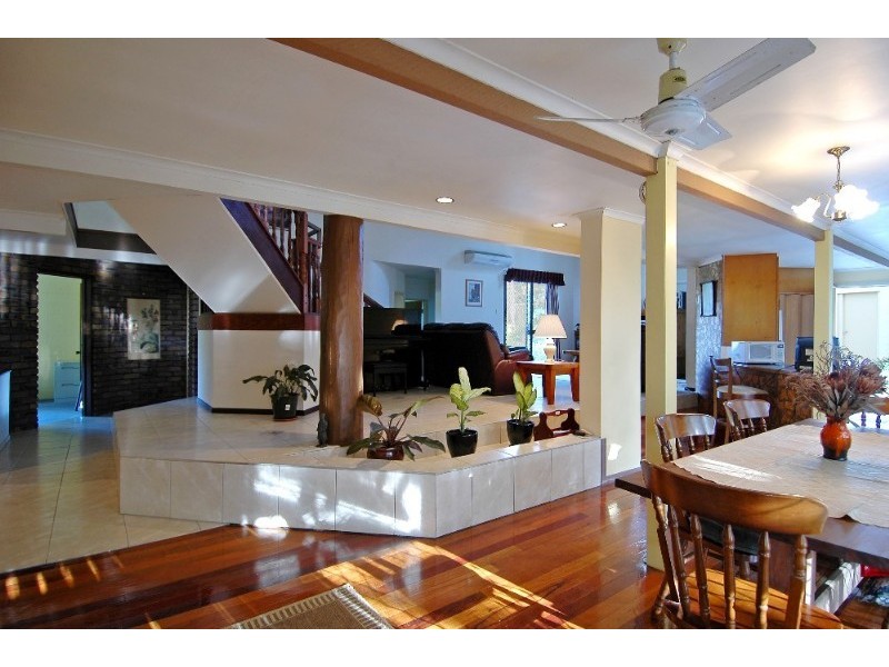 275 Camp Mountain Road, Samford QLD 4520