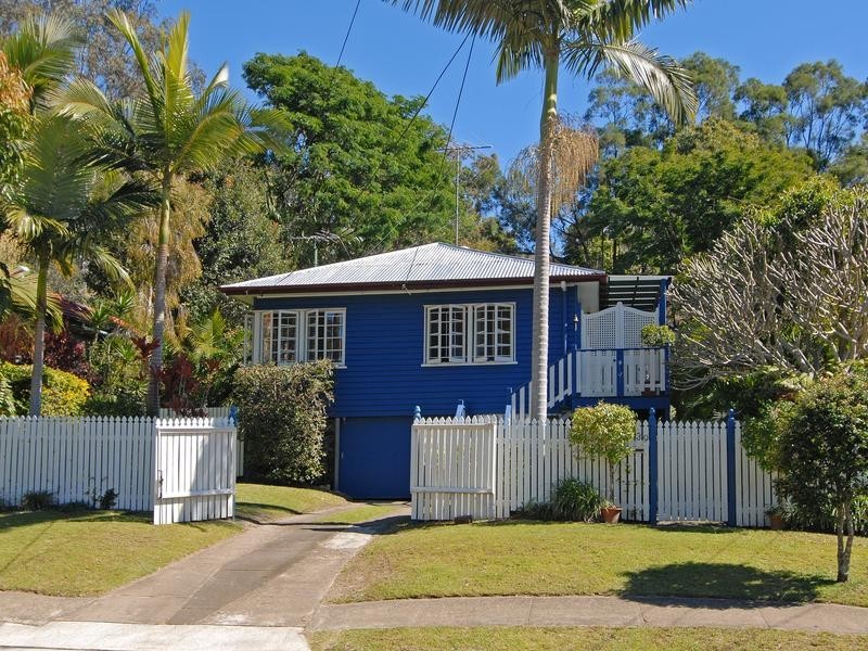 139 Glen Retreat Road, Mitchelton QLD 4053