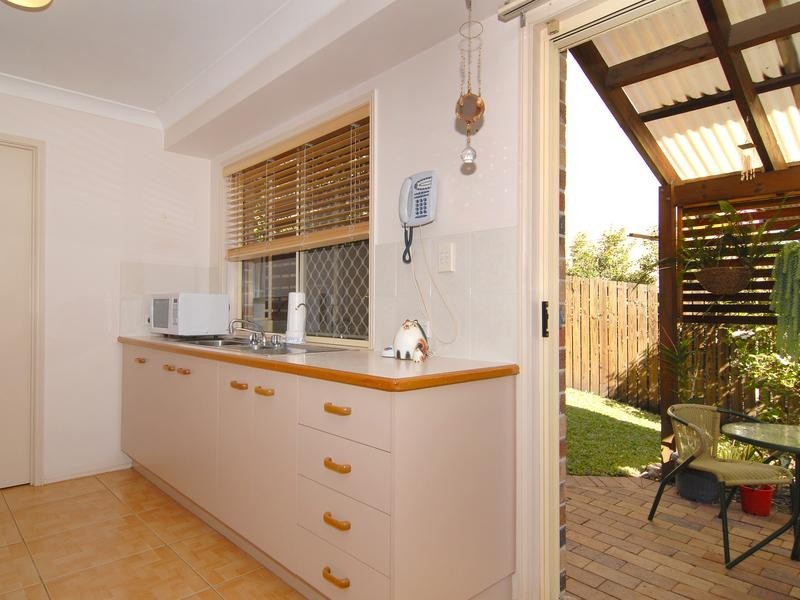 2/40 Glenalva Terrace, Enoggera QLD 4051