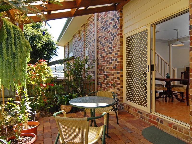 2/40 Glenalva Terrace, Enoggera QLD 4051