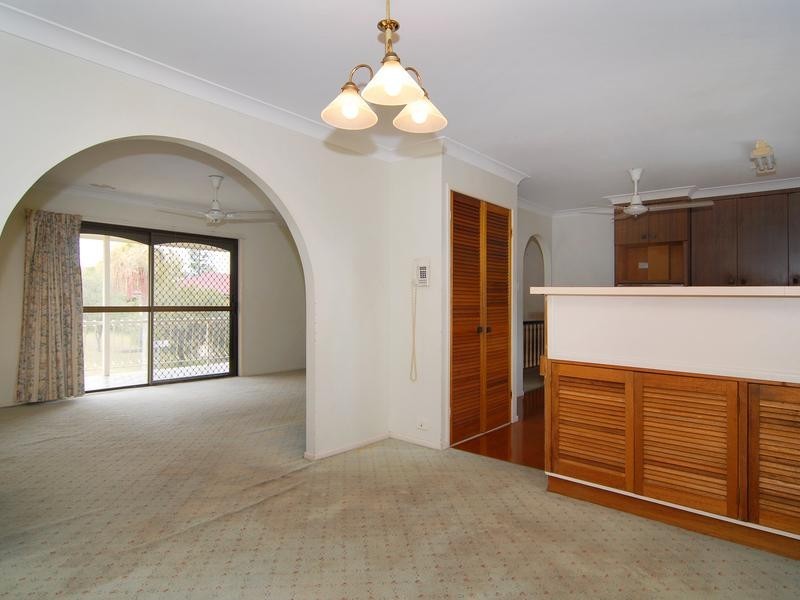 16 Macgraw Street, Mcdowall QLD 4053