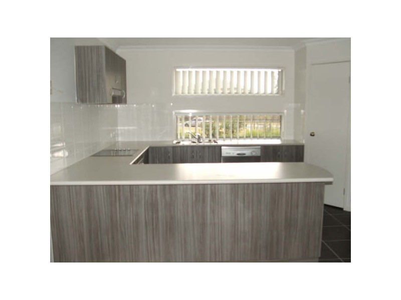 6 Macrusser Circuit, Warner QLD 4500