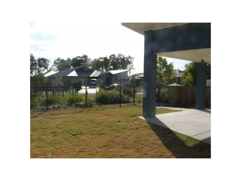 6 Macrusser Circuit, Warner QLD 4500