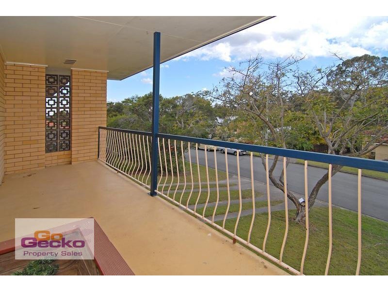 10 Fairway Outlook, Arana Hills QLD 4054