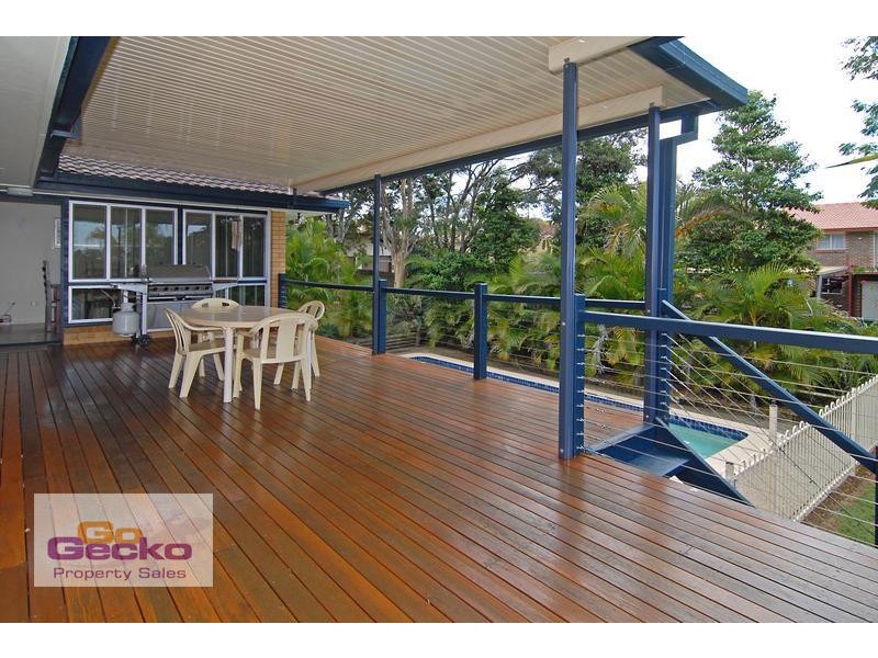 10 Fairway Outlook, Arana Hills QLD 4054