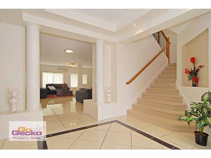 7 Hazelnut Close, Warner QLD 4500