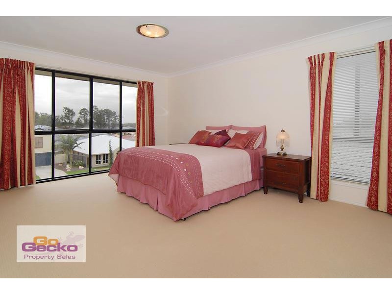 7 Hazelnut Close, Warner QLD 4500