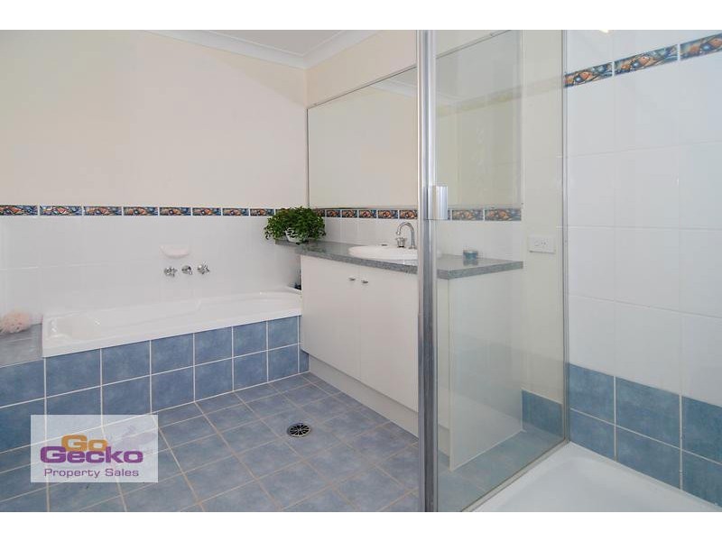 7 Hazelnut Close, Warner QLD 4500