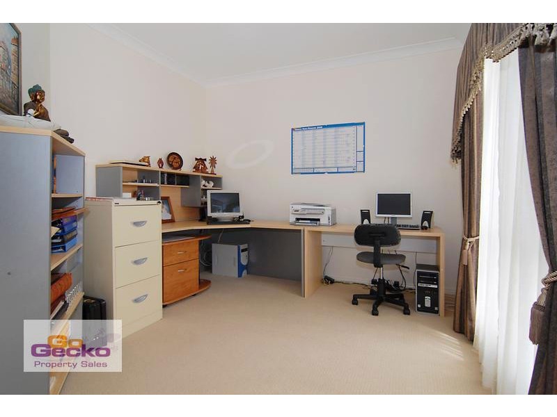 7 Hazelnut Close, Warner QLD 4500